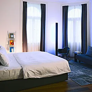 4* Hotell Golden Crown